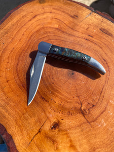 Small folding pocket knife in 440c stainless steel.